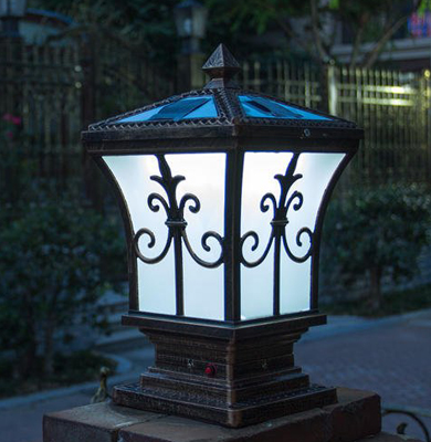 东城街道柱头灯