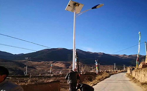 东城街道智慧路灯安装必备设计要素：打造高效智能的城市照明系统