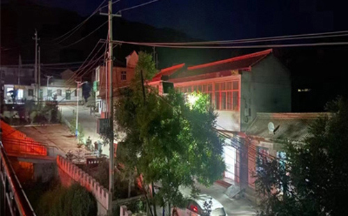 东城街道太阳能路灯在暴雪天气下的应对策略