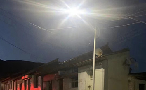 农村院子里最适合的东城街道太阳能路灯亮度与安装要点