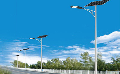 农村道路装东城街道太阳能路灯选多大瓦数实测